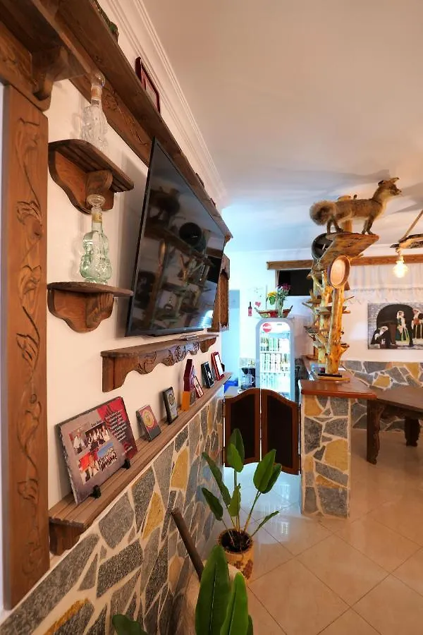 Vila Ahmeti Saranda Couette-café