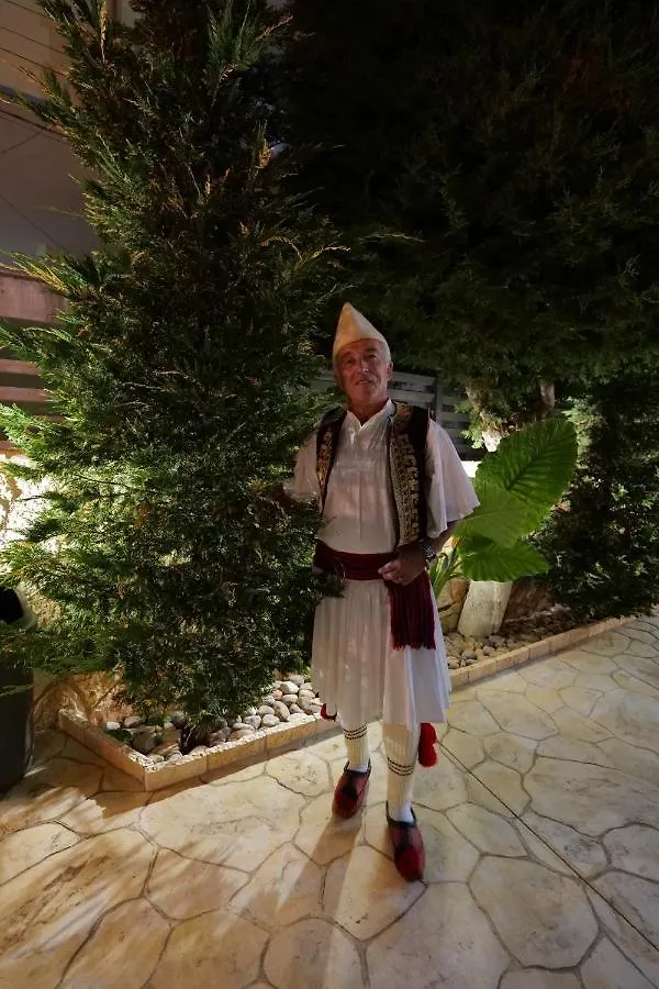 Vila Ahmeti Saranda