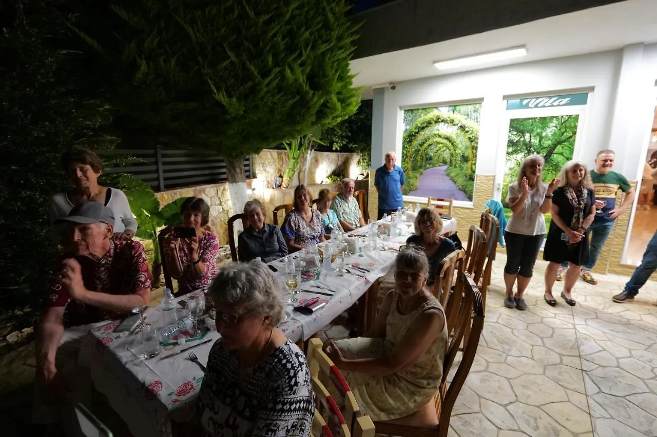 Vila Ahmeti Sarandë Albania