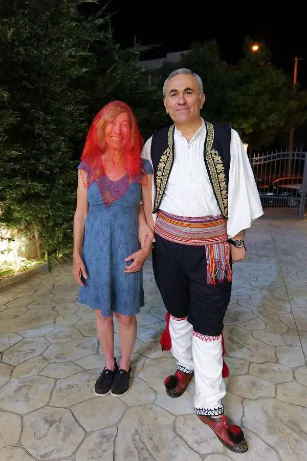 Vila Ahmeti Sarandë