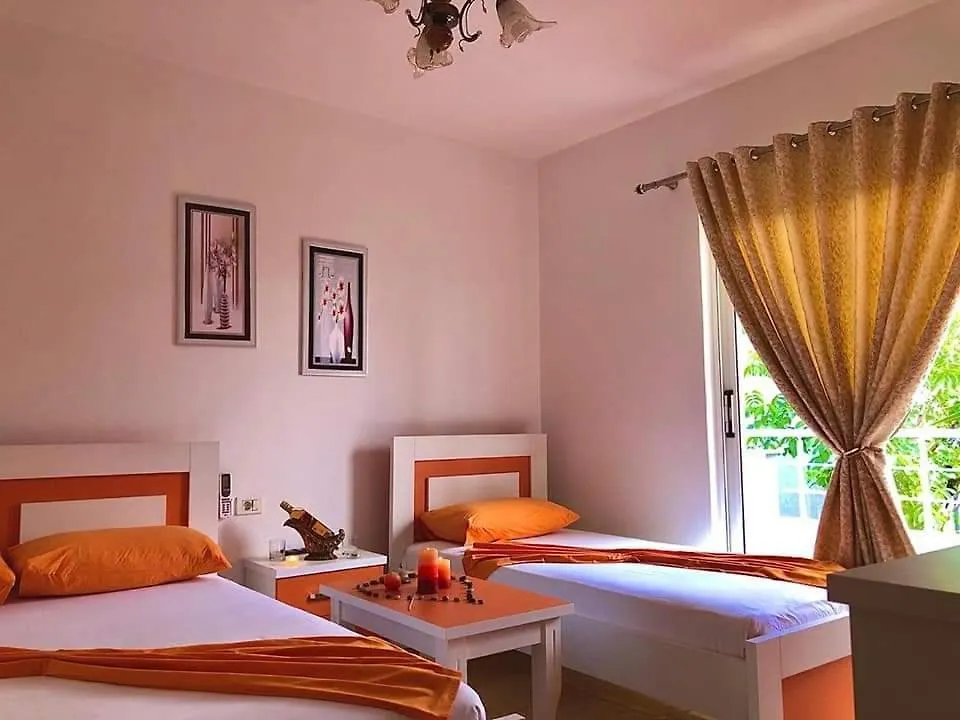 Vila Ahmeti Sarandë Bed & Breakfast